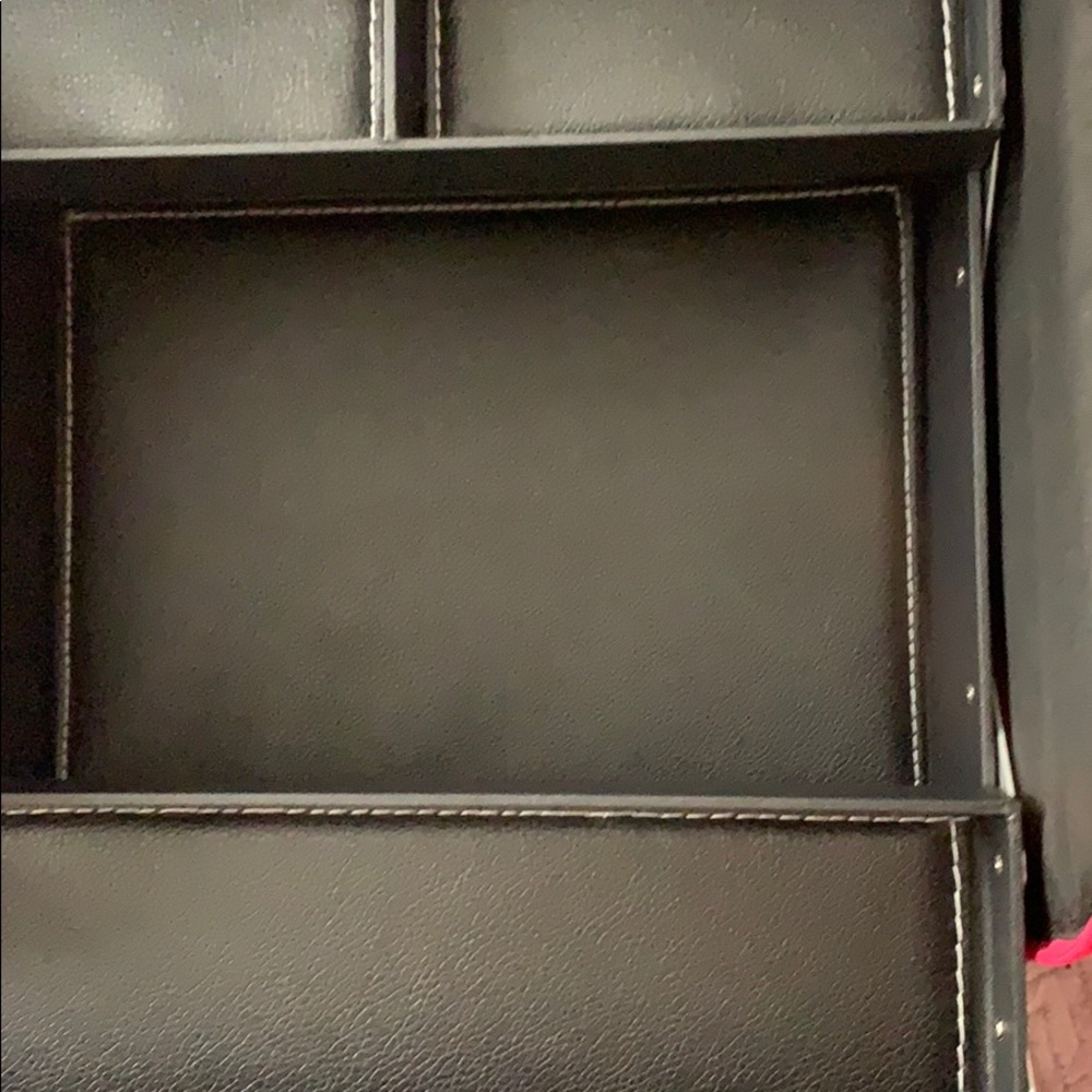 Makeup bag - Picture 4 of 5